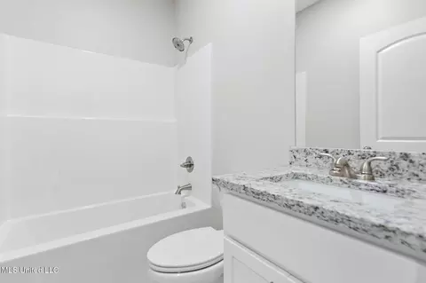 Bath - 124 Readys Dr, Lucedale, MS 39452 photo 3 of 3