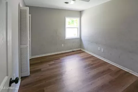 Bedroom - 1250 Summer Ln, Jackson, MS 39211 photo 1 of 3