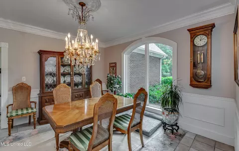 Dining - 407 Daniel Dr, Brandon, MS 39047 photo 4 of 5