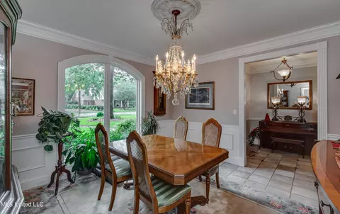 Dining - 407 Daniel Dr, Brandon, MS 39047 photo 3 of 5
