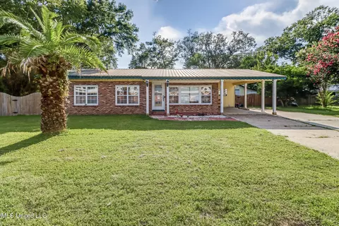 312 Church Ave, Long Beach, MS 39560