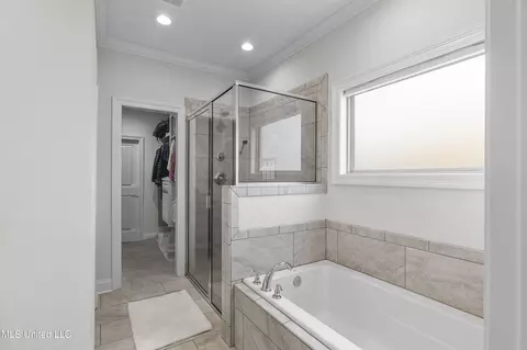 Bath - 118 Hampton Ln, Madison, MS 39110 photo 1 of 6