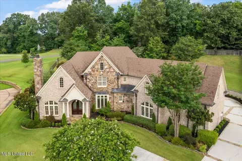 4665 Crystal Springs Cv, Olive Branch, MS 38654