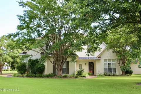 860 Cedar Grove Pkwy, Hernando, MS 38632