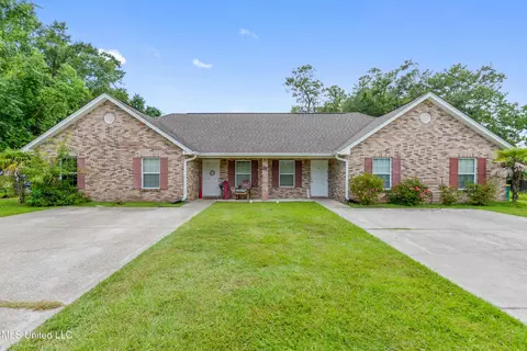 207 Reed Ave, Long Beach, MS 39560