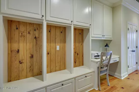 Entry Way - 109 Claiborne St, Madison, MS 39110 photo 2 of 2