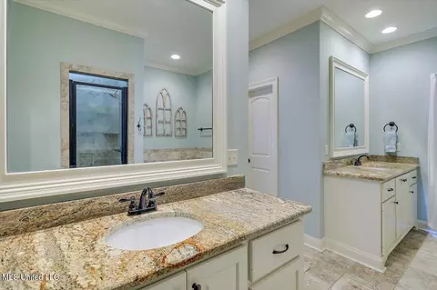 Bath - 109 Claiborne St, Madison, MS 39110 photo 1 of 4