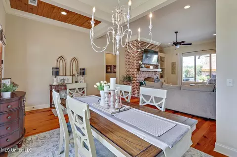 Dining - 109 Claiborne St, Madison, MS 39110 photo 2 of 2