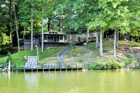 3382 E Glen Gyle Rd, Hernando, MS 38632