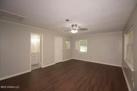 Bedroom - 60 Summit Ridge Dr, Brandon, MS 39042 photo 4 of 4