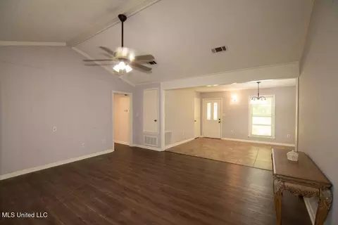 Living - 60 Summit Ridge Dr, Brandon, MS 39042 photo 1 of 5