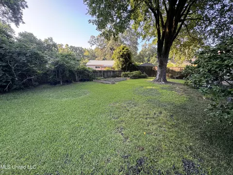 Exterior - 1804 Wheeler Dr, Natchez, MS 39120 photo 3 of 4