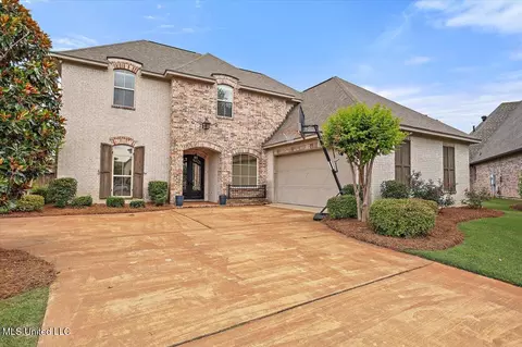 409 Scarlet Cv, Flowood, MS 39232