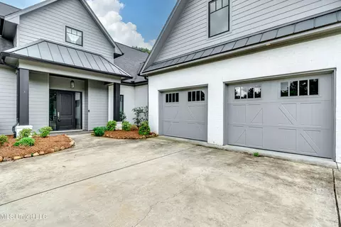 Exterior - 215 Chestnut Spring Rd, Flora, MS 39071 photo 18 of 19