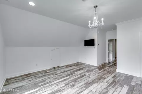 Bedroom - 215 Chestnut Spring Rd, Flora, MS 39071 photo 9 of 14