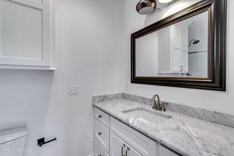 Bath - 215 Chestnut Spring Rd, Flora, MS 39071 photo 5 of 9