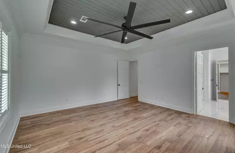 Bedroom - 215 Chestnut Spring Rd, Flora, MS 39071 photo 2 of 14