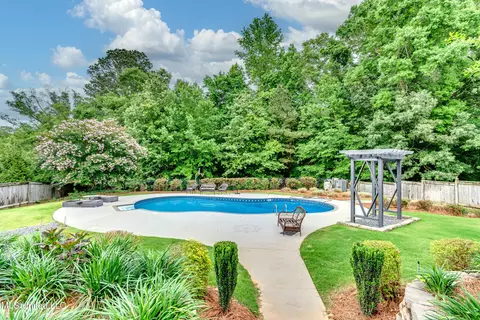 Exterior - 215 Chestnut Spring Rd, Flora, MS 39071 photo 11 of 19