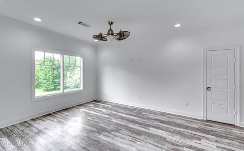 Bedroom - 215 Chestnut Spring Rd, Flora, MS 39071 photo 7 of 14