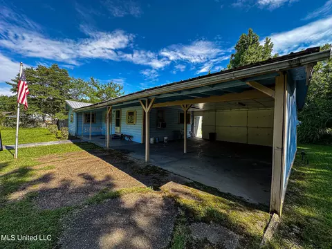 Other - 3655 Brand Una Rd, West Point, MS 39773 photo 4 of 21