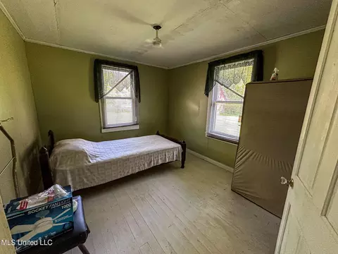 Bedroom - 3655 Brand Una Rd, West Point, MS 39773 photo 2 of 3