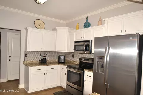 4625 Bakersfield Dr, Nesbit, MS 38651 photo 7