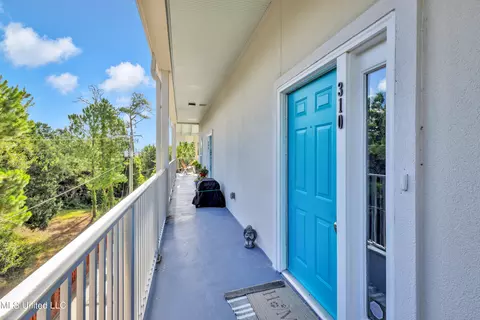 1453 E Beach Blvd #310, Pass Christian, MS 39571