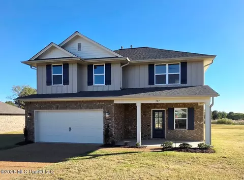 107 Red Bird Cv, Senatobia, MS 38668