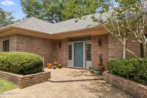 58 Saint Andrews Dr, Jackson, MS 39211 photo 4