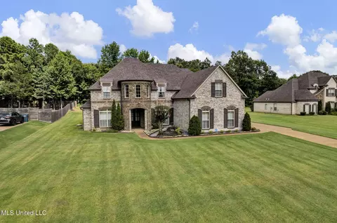 4410 Gray Estates Dr, Southaven, MS 38671