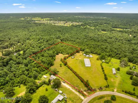 296 Old Creek Rd, Picayune, MS 39466