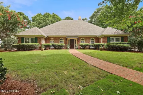 210 Bellewood Ct, Ridgeland, MS 39157