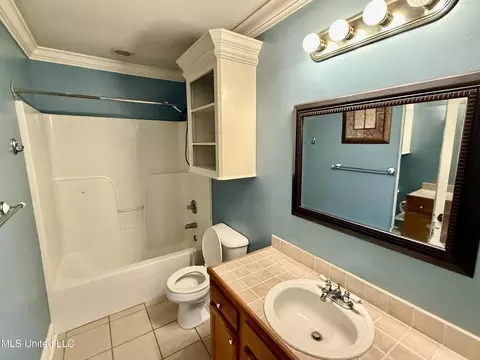 718 Whippoorwill Dr, Brandon, MS 39047 photo 4