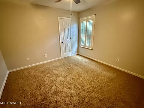 718 Whippoorwill Dr, Brandon, MS 39047 photo 3