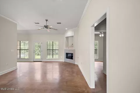 Living - 3213 Ryan Cv, Byram, MS 39272 photo 1 of 4