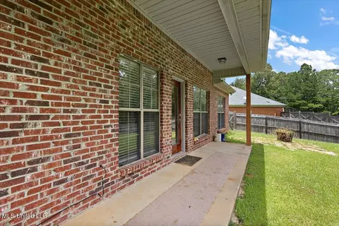 Exterior - 3213 Ryan Cv, Byram, MS 39272 photo 3 of 6