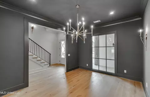 Dining - 466 Whittington Cir, Madison, MS 39110 photo 1 of 3