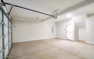 Entry Way - 2134 Scott Meadows Ln, Hernando, MS 38632 photo 3 of 3