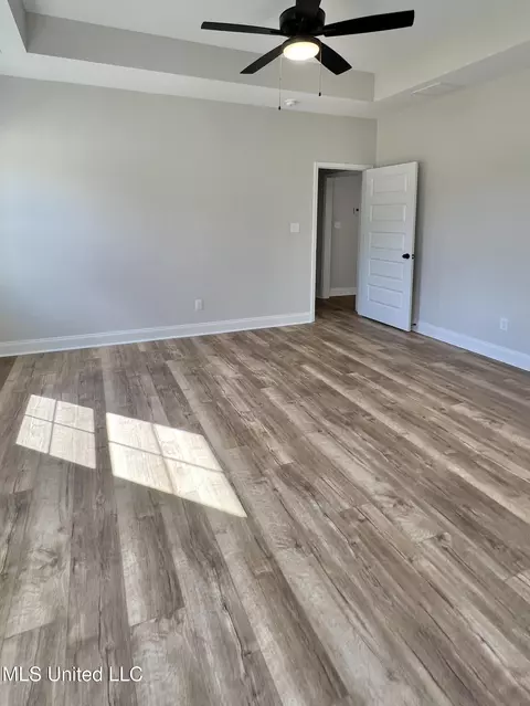 Bedroom - 2134 Scott Meadows Ln, Hernando, MS 38632 photo 2 of 6