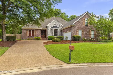 124 Fox Hollow Bnd, Brandon, MS 39047