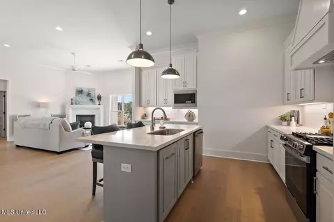 Kitchen - 208 Azure Dr, Canton, MS 39046 photo 2 of 6
