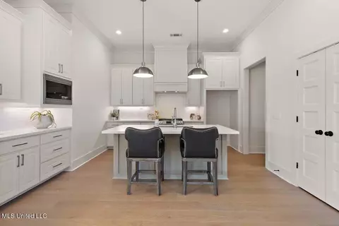 Entry Way - 208 Azure Dr, Canton, MS 39046 photo 2 of 3