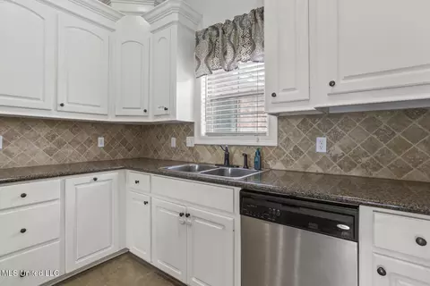 108 Bremen Way, Madison, MS 39110 photo 11