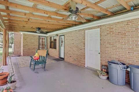 Exterior - 168 S Eagle Ridge Dr, Florence, MS 39073 photo 6 of 13