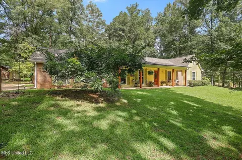 Exterior - 168 S Eagle Ridge Dr, Florence, MS 39073 photo 1 of 13