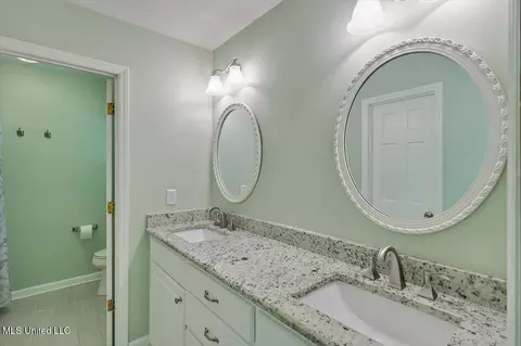Bath - 168 S Eagle Ridge Dr, Florence, MS 39073 photo 1 of 3