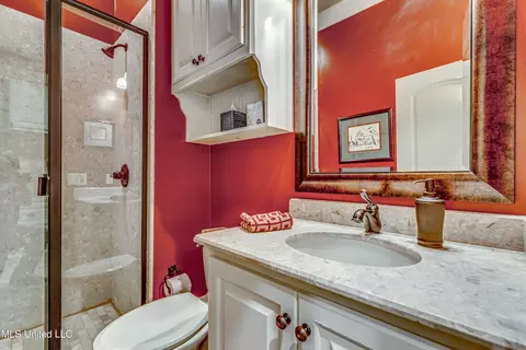 Bath - 215 Carmichael Blvd, Madison, MS 39110 photo 10 of 10