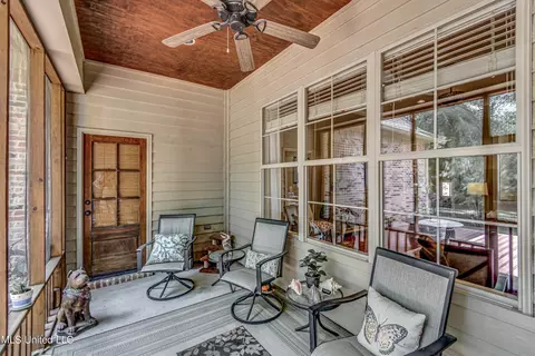 Exterior - 215 Carmichael Blvd, Madison, MS 39110 photo 10 of 14