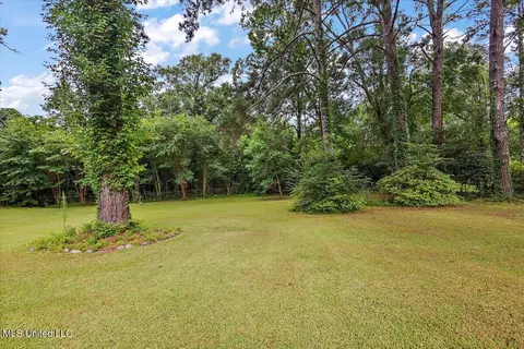 Exterior - 4035 Venus Ave, Jackson, MS 39212 photo 3 of 4