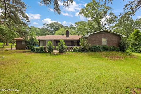 Exterior - 4035 Venus Ave, Jackson, MS 39212 photo 4 of 4